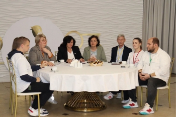 Файл:246e4d943d6f04aeb5a14dcdc6215dfe M.jpg