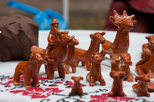 Файл:Федоровская игрушка 2.jpg